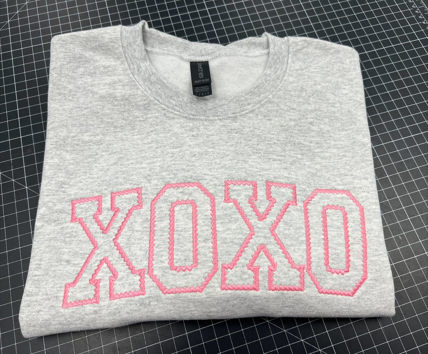 XOXO Scallop Embroidered Sweatshirt/T-Shirt