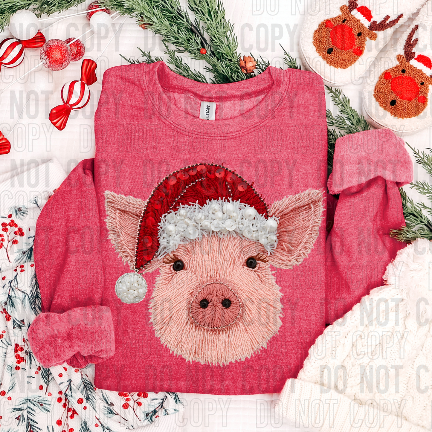 Pig w/Santa Hat (Faux Yarn/Sequin) Full Color DTF Transfer